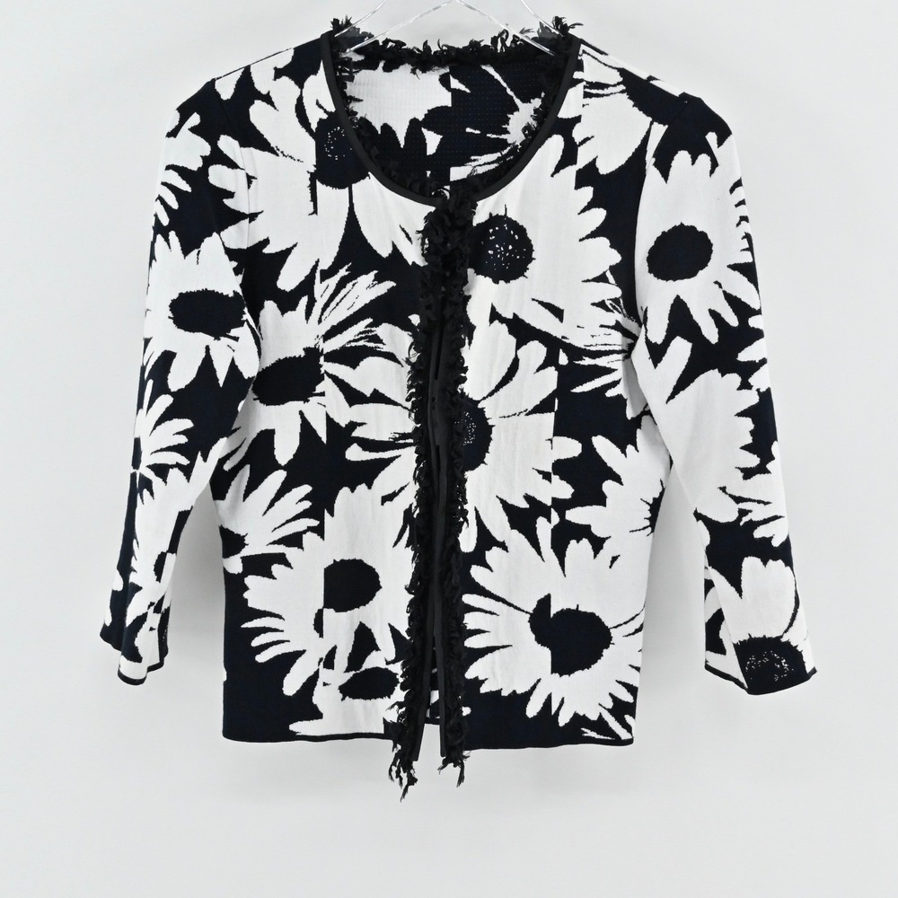 Marc‎ Cain Floral Knit Cardigan Jacket Womens Size M Black White Daisy Luxurious